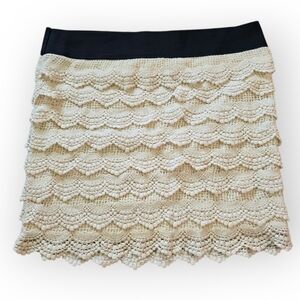 🔥5 FOR $25🔥Maurices Lace Tiered Mini Skirt, Size Large